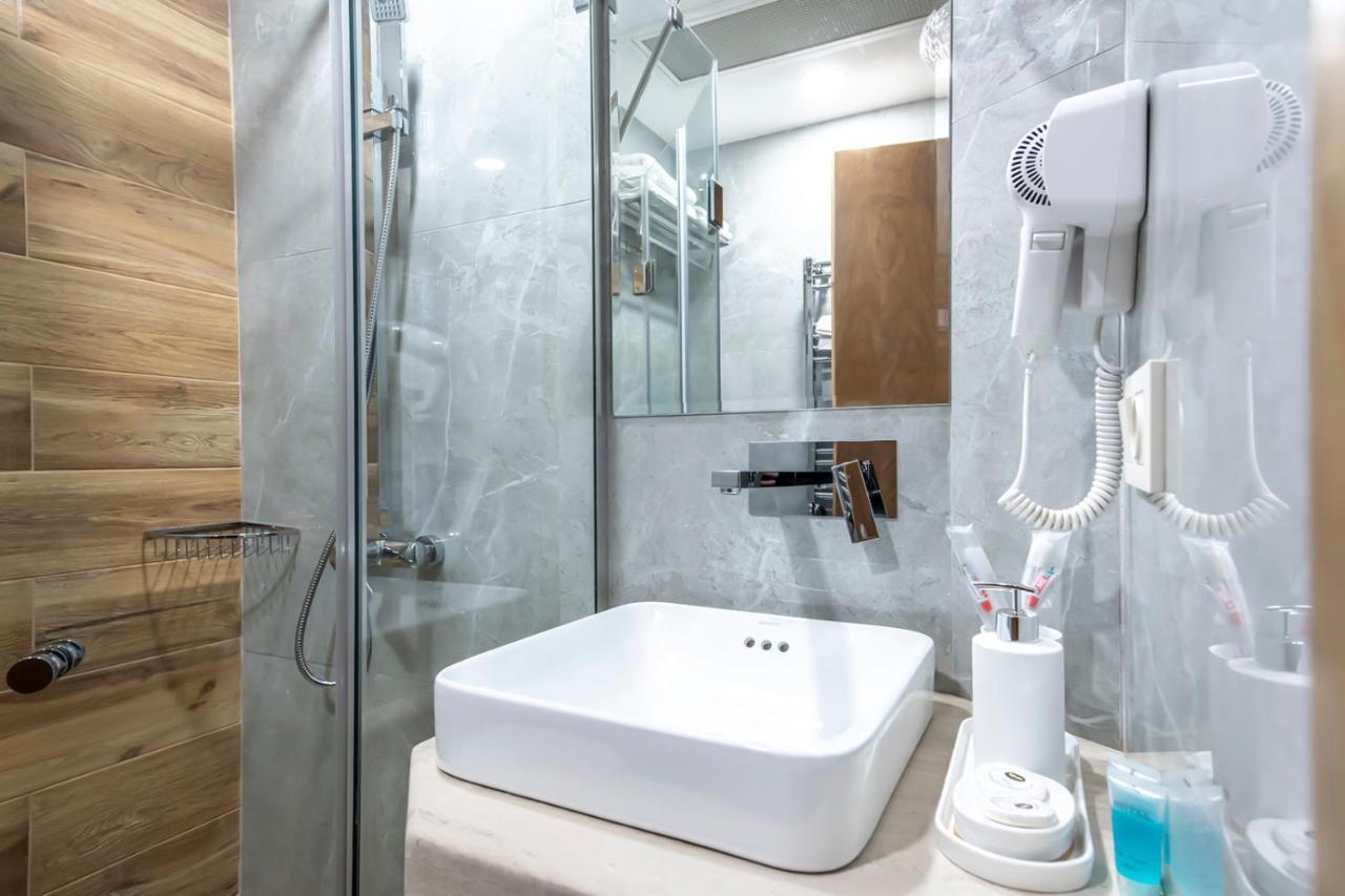 Hotel Solo Тбилиси Экстерьер фото