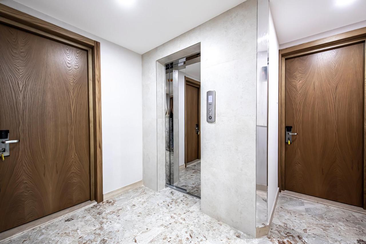 Hotel Solo Тбилиси Экстерьер фото