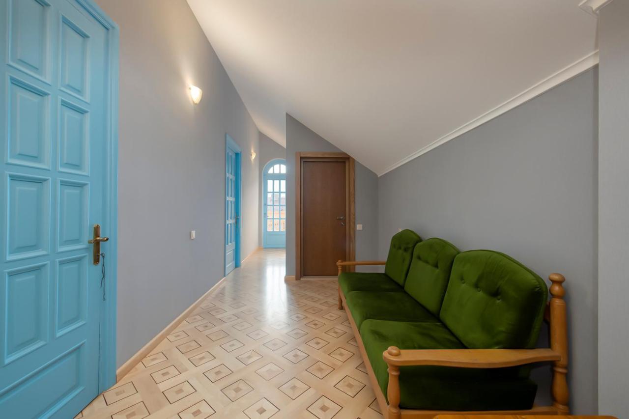 Hotel Solo Тбилиси Экстерьер фото