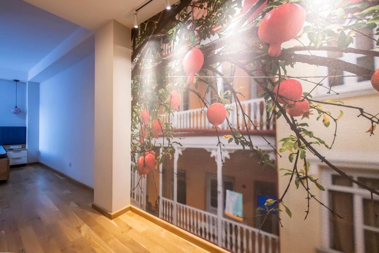 Hotel Solo Тбилиси Экстерьер фото