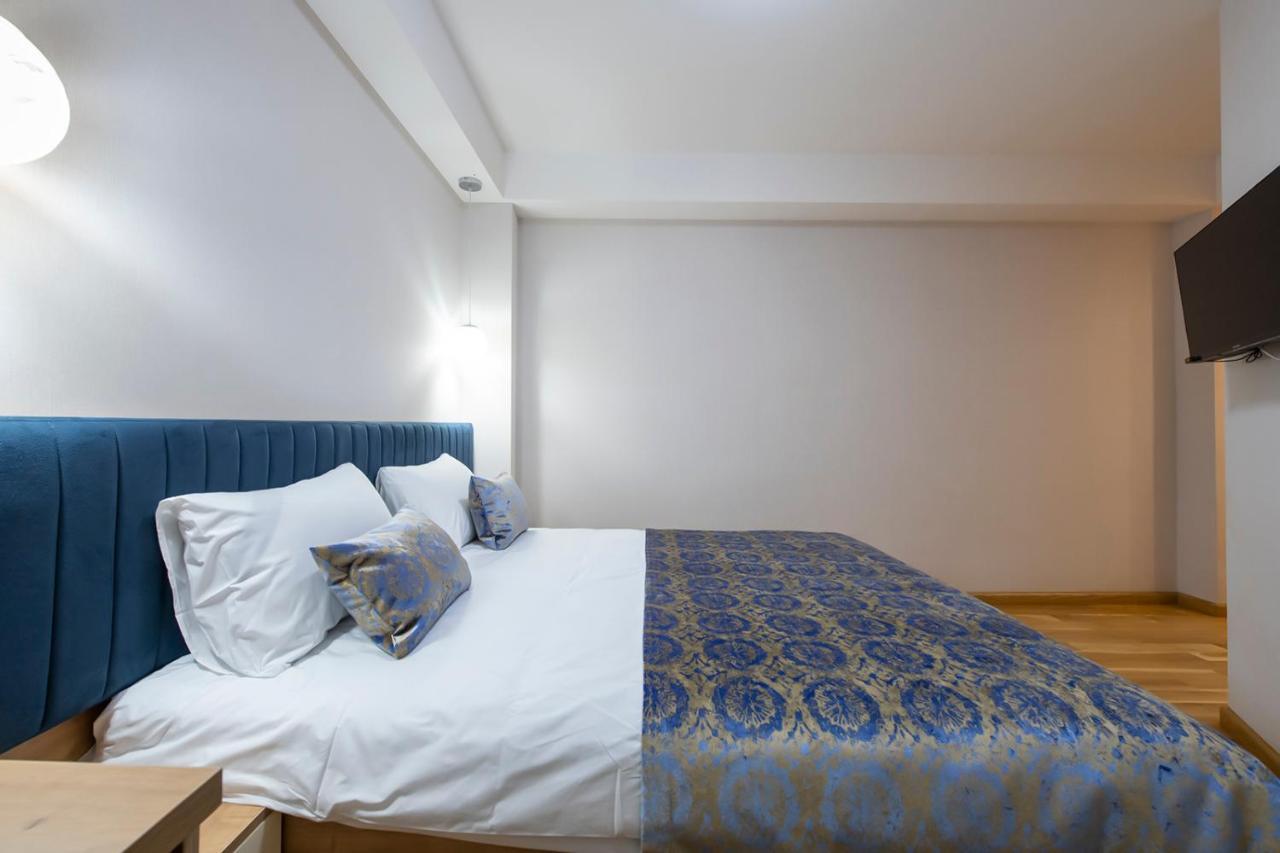 Hotel Solo Тбилиси Экстерьер фото