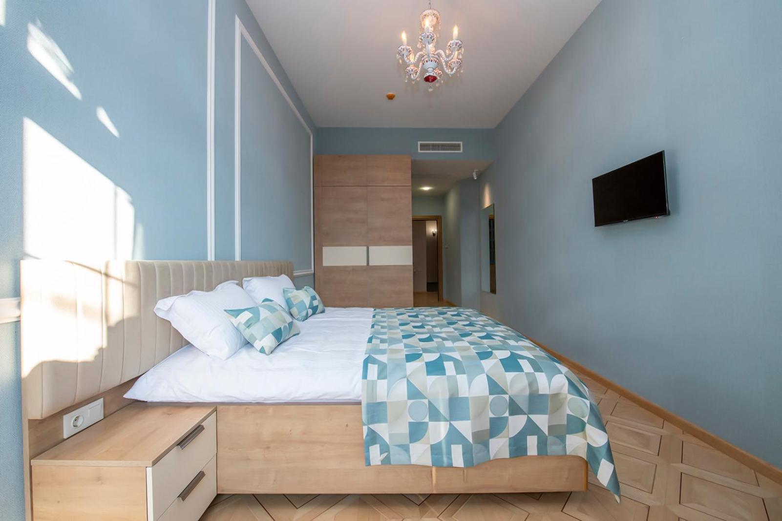 Hotel Solo Тбилиси Экстерьер фото