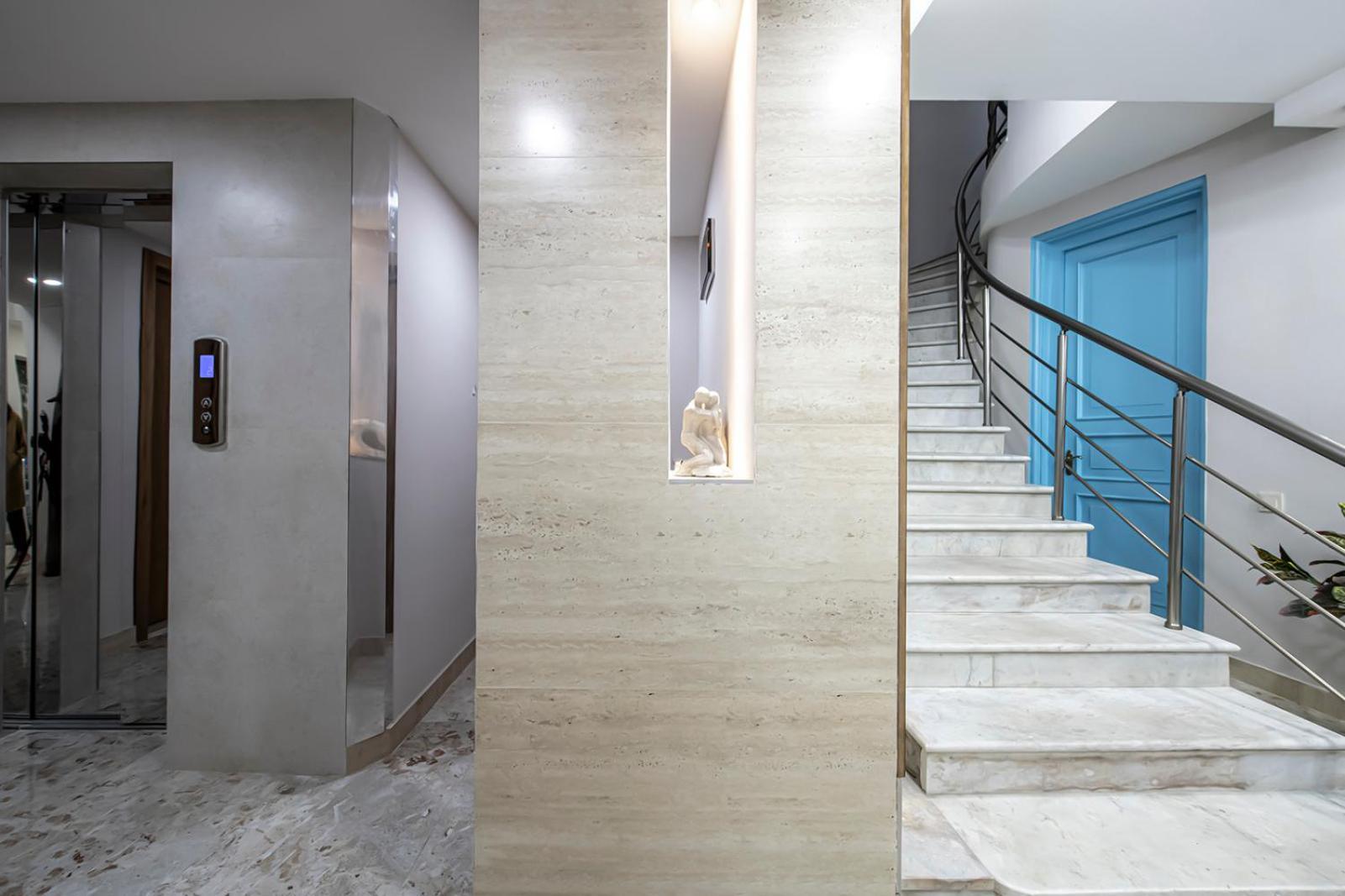Hotel Solo Тбилиси Экстерьер фото